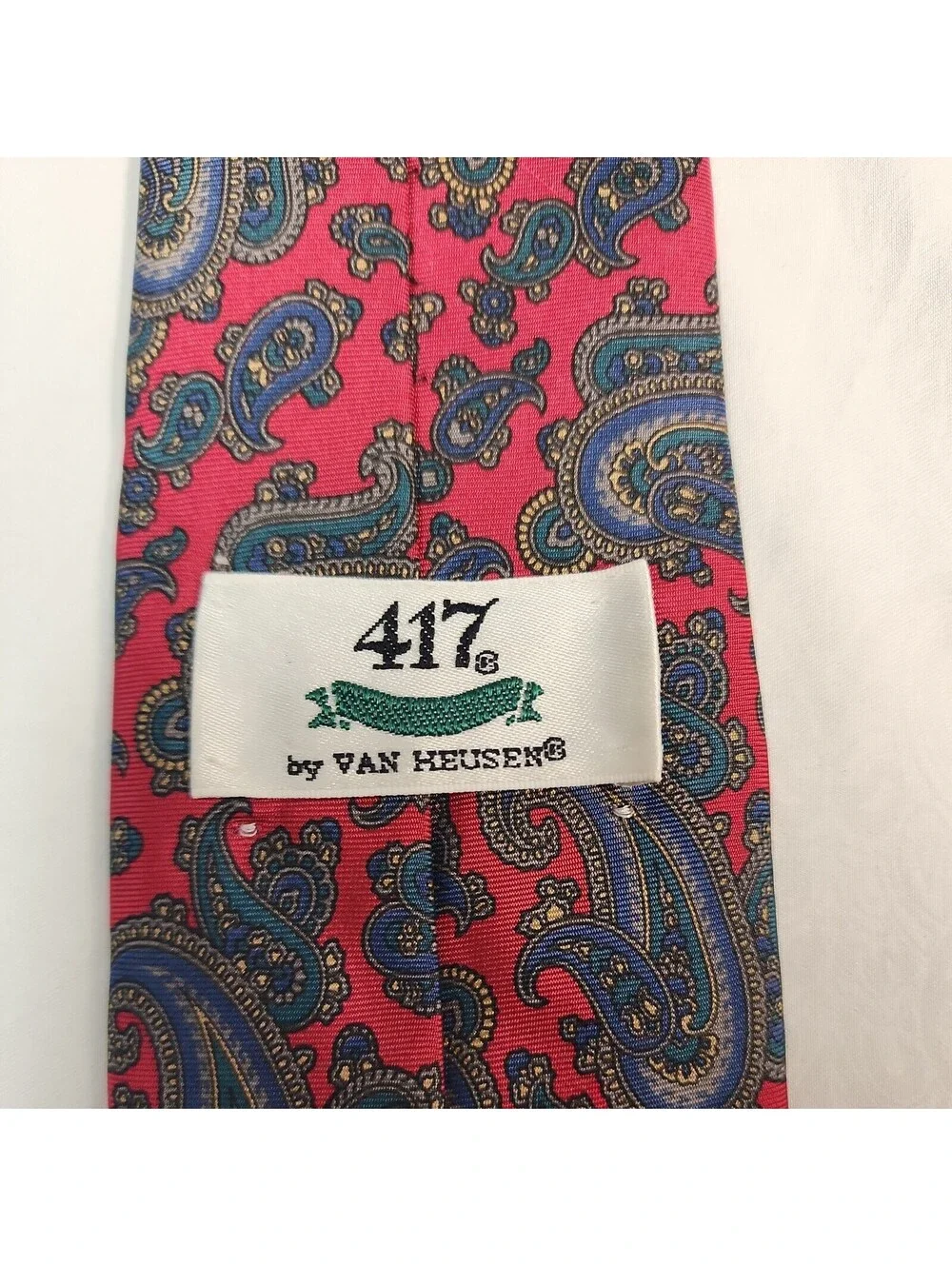 Van Heusen Classic  Collection Men's Tie Silk Paisley Red Background 57 inch.